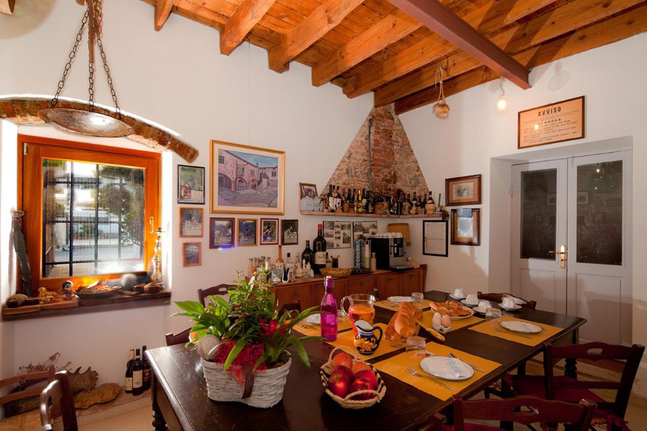 Casa Zafferano Guest House Albenga Exterior foto